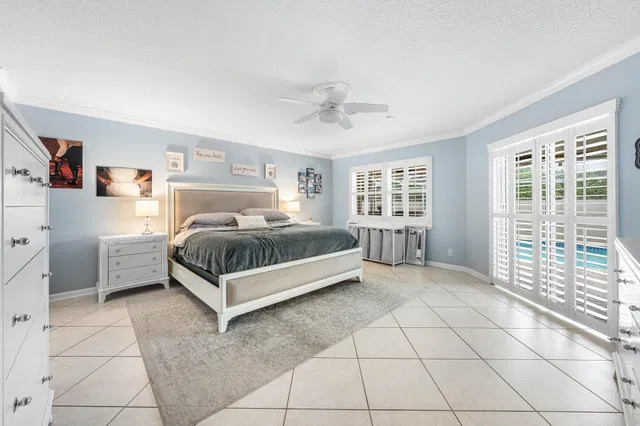 Residence photo 18