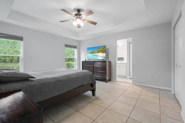 Residence photo 11