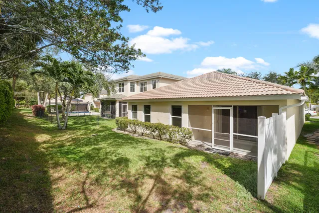 Residence photo 43