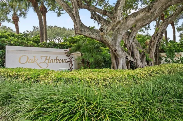 Unit 526 photo 63
