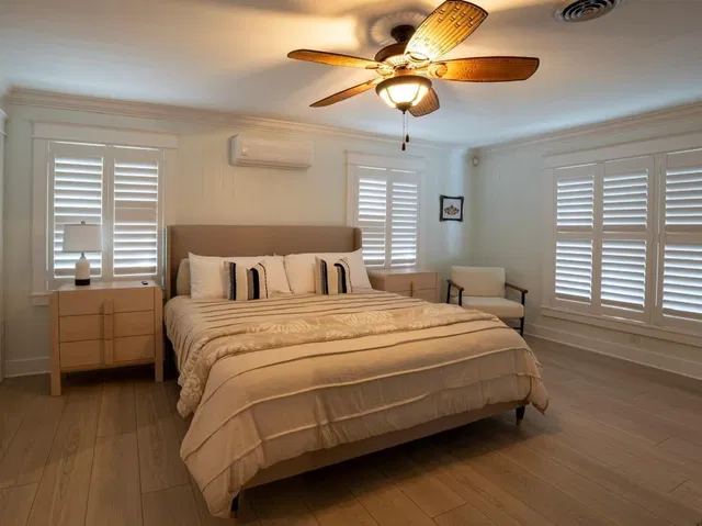  Residence photo 8