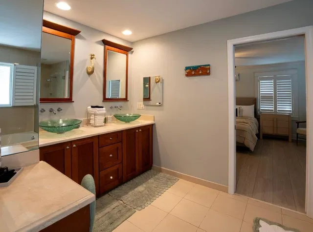  Residence photo 9