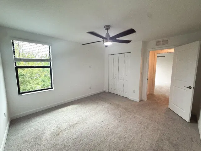 Residence photo 20