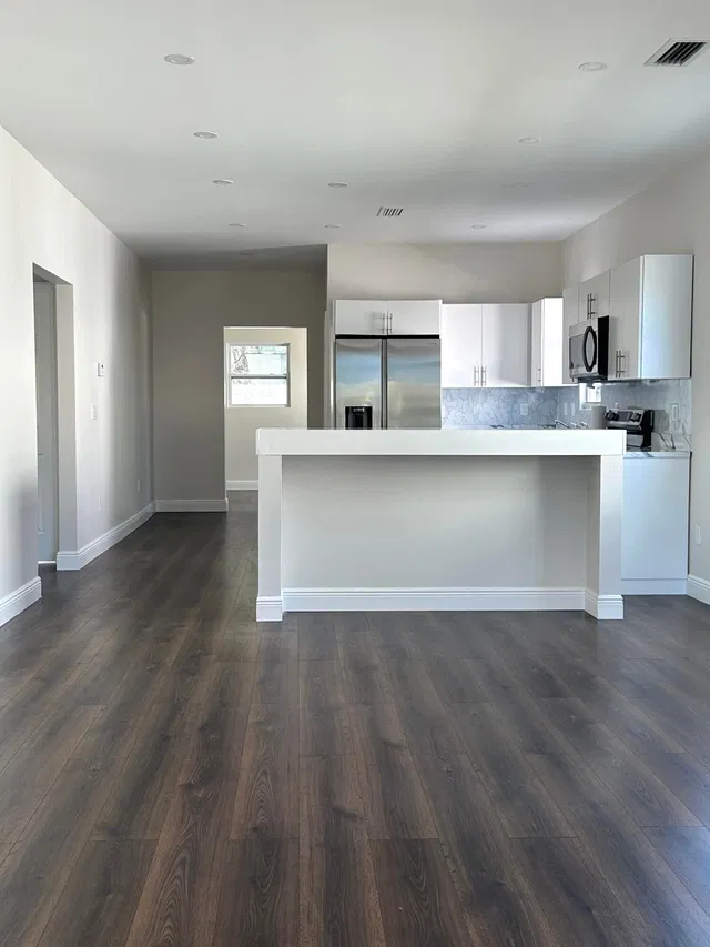 West Palm Beach Residence photo 4