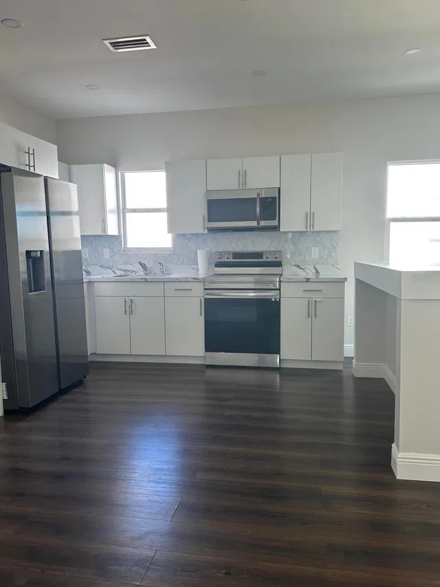 West Palm Beach Residence photo 5