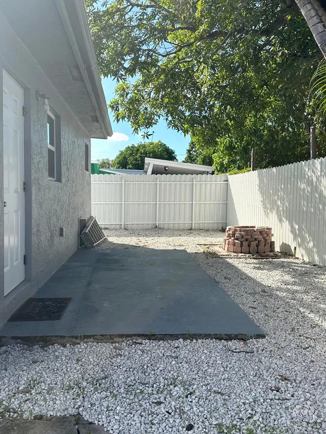 West Palm Beach Residence photo 23
