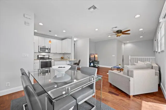 Evergrene Palm Beach Gardens Residence photo 9
