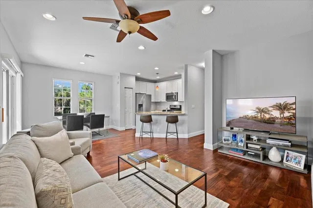 Evergrene Palm Beach Gardens Residence photo 10