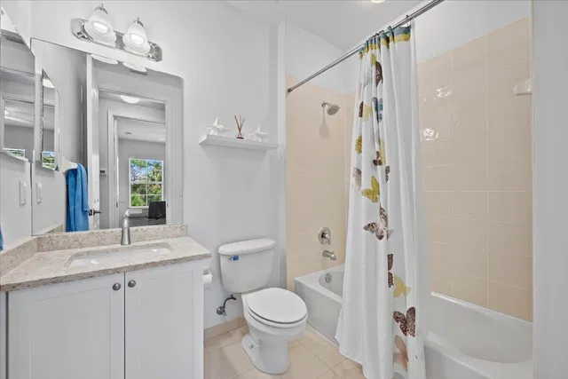 Evergrene Palm Beach Gardens Residence photo 22