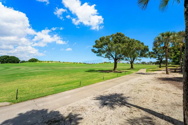 North Palm Beach Country Club Residence photo 34