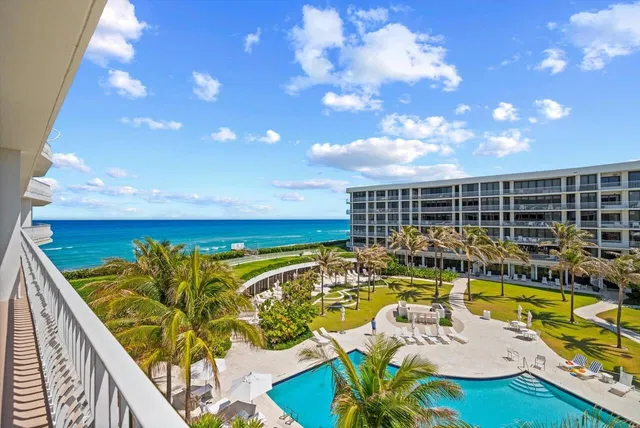 Sloan's Curve Palm Beach Unit 307N photo 2