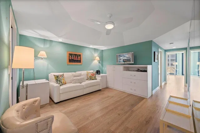 Sloan's Curve Palm Beach Unit 307N photo 12
