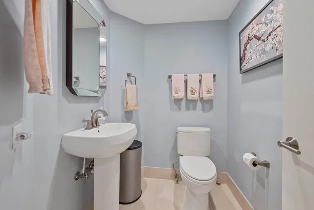 Sloan's Curve Palm Beach Unit 307N photo 13