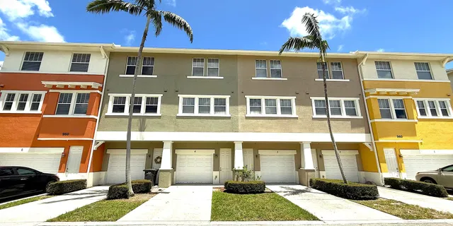 Cityside West Palm Beach Unit 4 photo 3