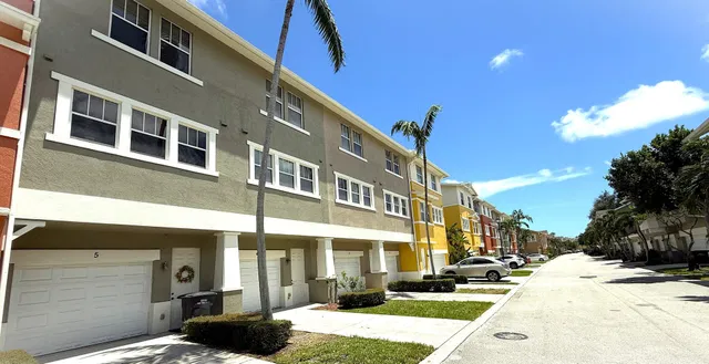 Cityside West Palm Beach Unit 4 photo 4