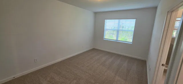 Residence photo 16