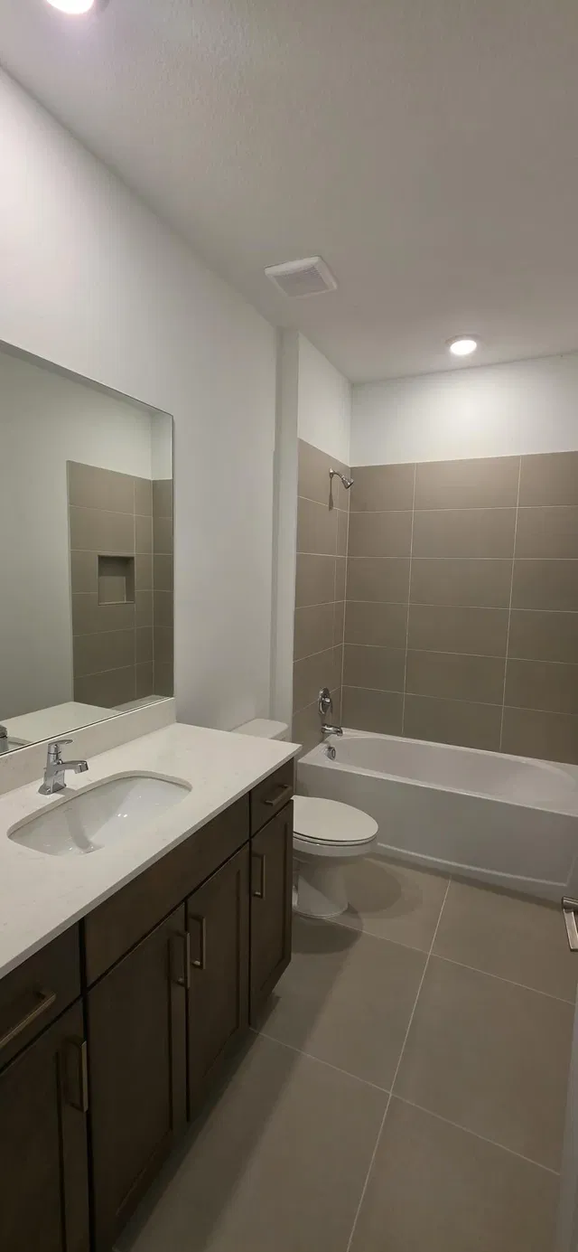 Residence photo 25