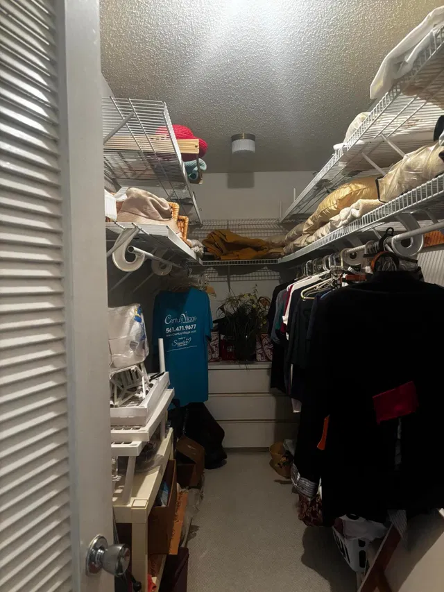 Unit 307 photo 12