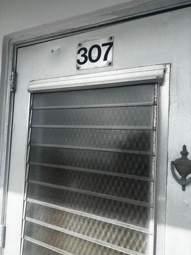 Unit 307 photo 19