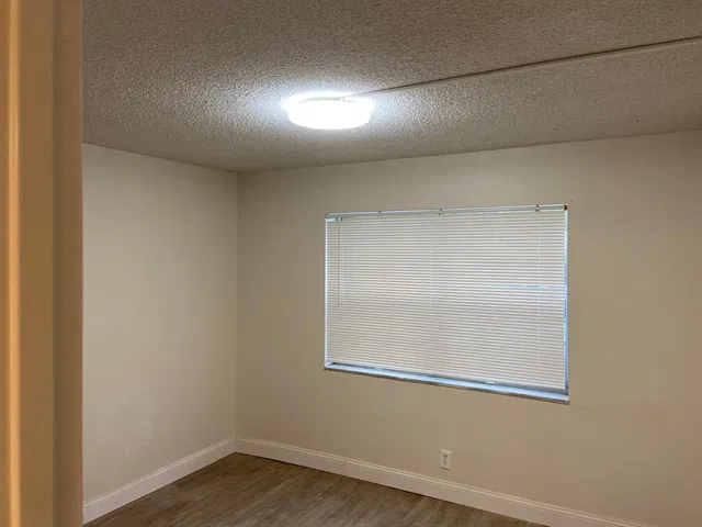 Unit 320A photo 5