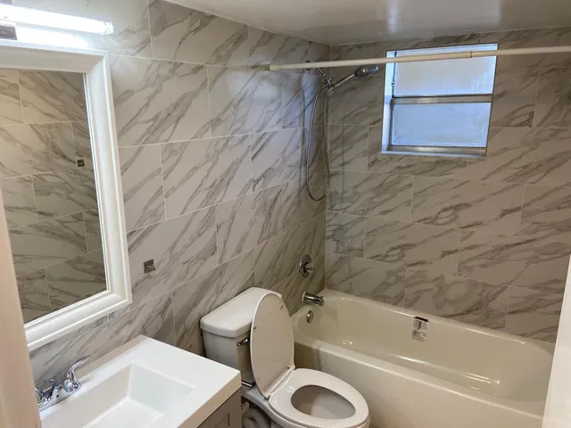 Unit 320A photo 7