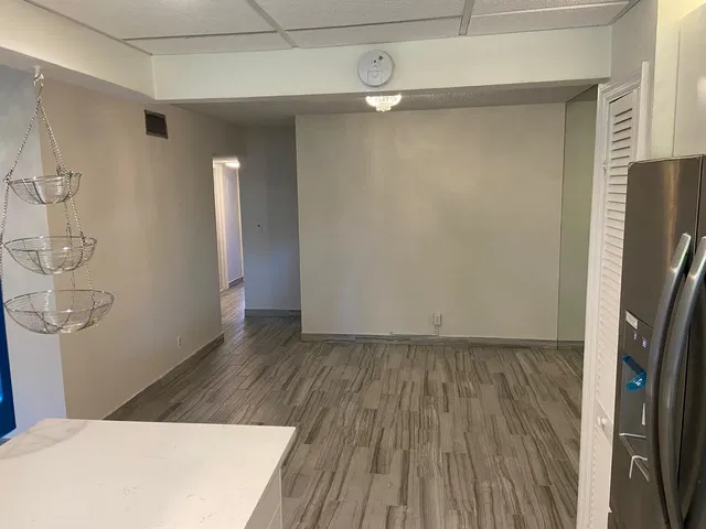 Unit 320A photo 9