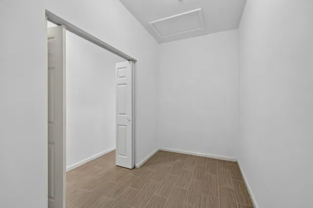 Residence photo 20