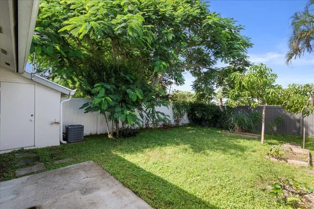 Residence photo 24