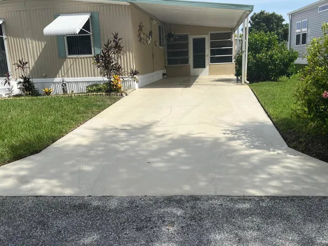 Residence photo 2