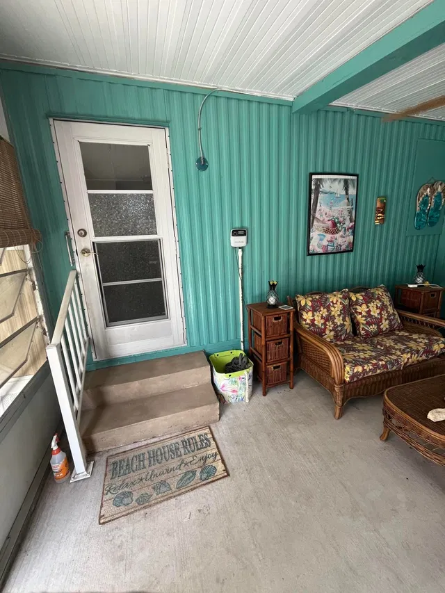 Residence photo 25