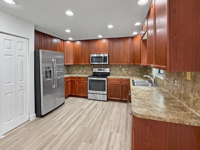 Residence photo 11