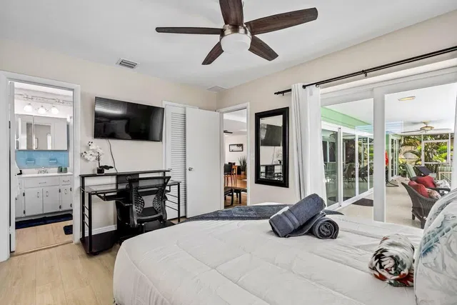 Residence photo 3