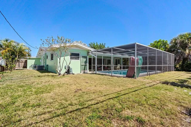 Residence photo 43