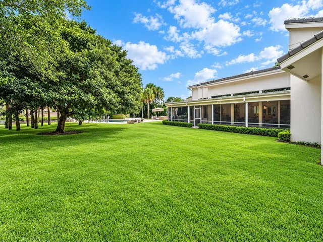 Bocaire Country Club Residence photo 24