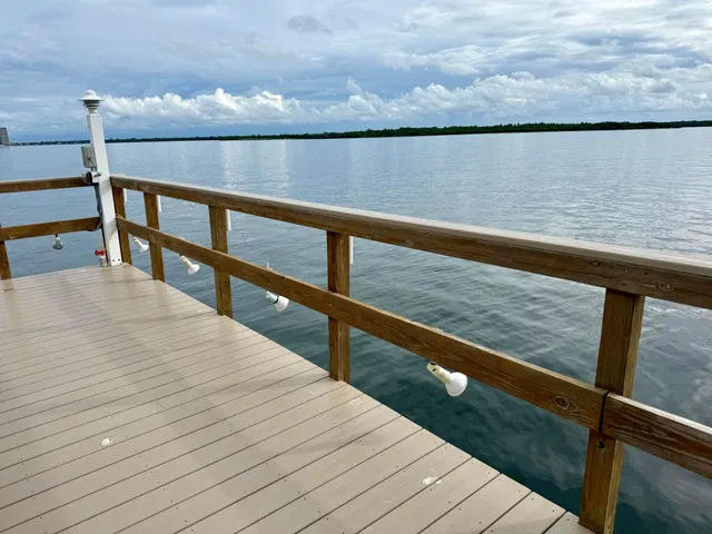 Unit 106 photo 25