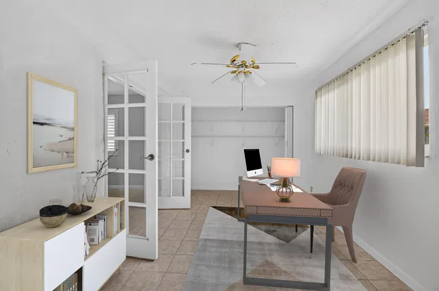 Residence photo 23
