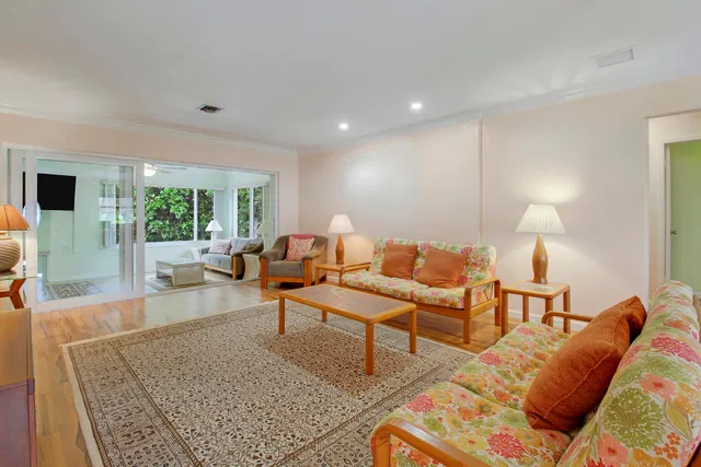 Residence photo 13