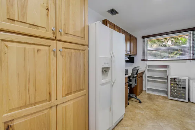 Residence photo 23