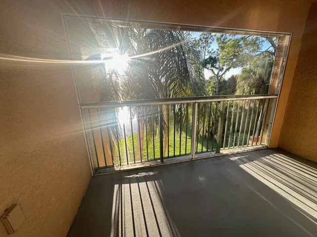 Unit 212 photo 9