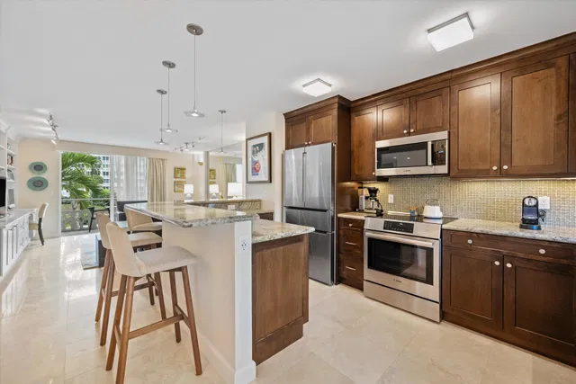 North End Palm Beach Unit 205 photo 9