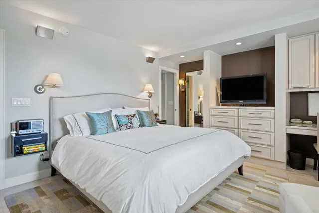North End Palm Beach Unit 205 photo 15