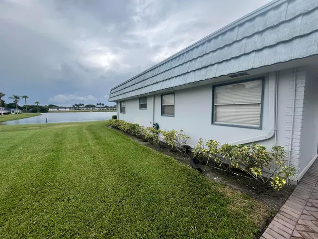 Residence photo 4