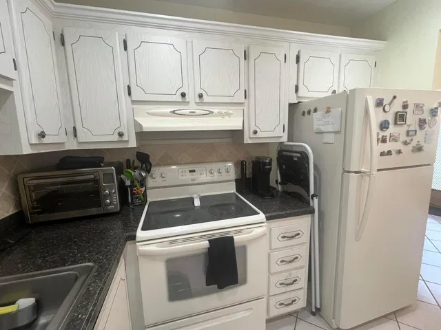 Residence photo 8