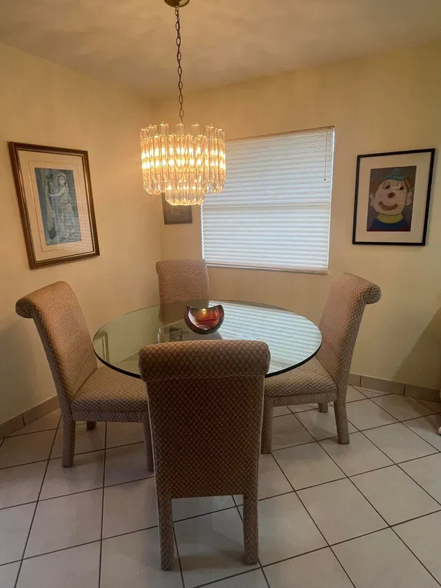 Residence photo 11