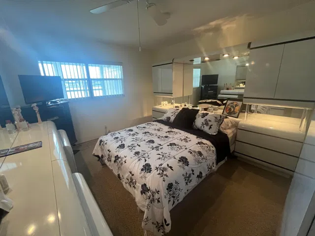 Residence photo 21