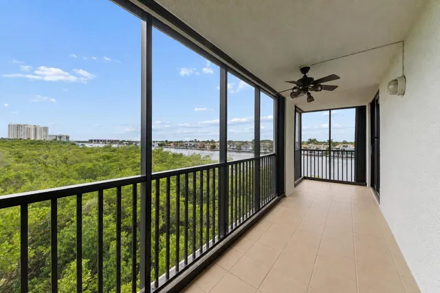 3420 S Ocean Unit 5z photo 3