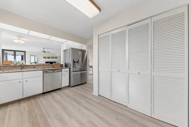 3420 S Ocean Unit 5z photo 9