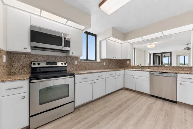 3420 S Ocean Unit 5z photo 13