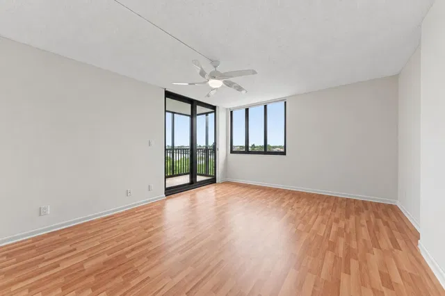 3420 S Ocean Unit 5z photo 20