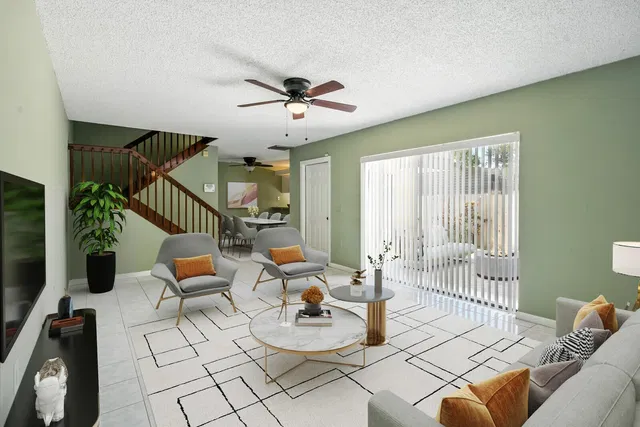 Residence photo 11